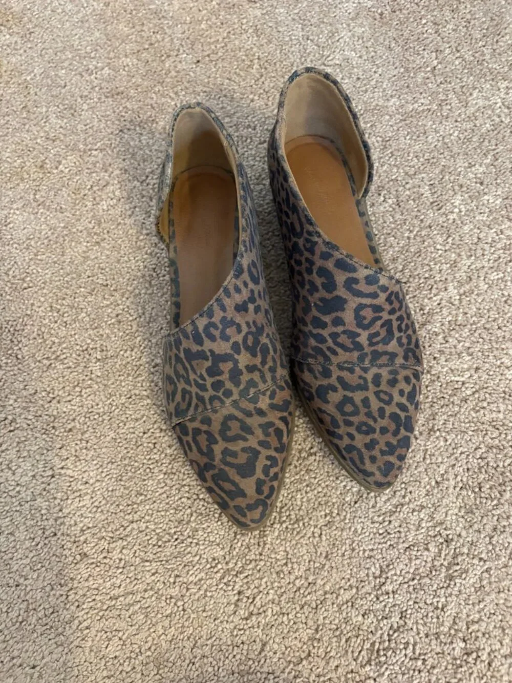 Universal Thread Leopard Print Ankle Booties Size 8 Block Heel